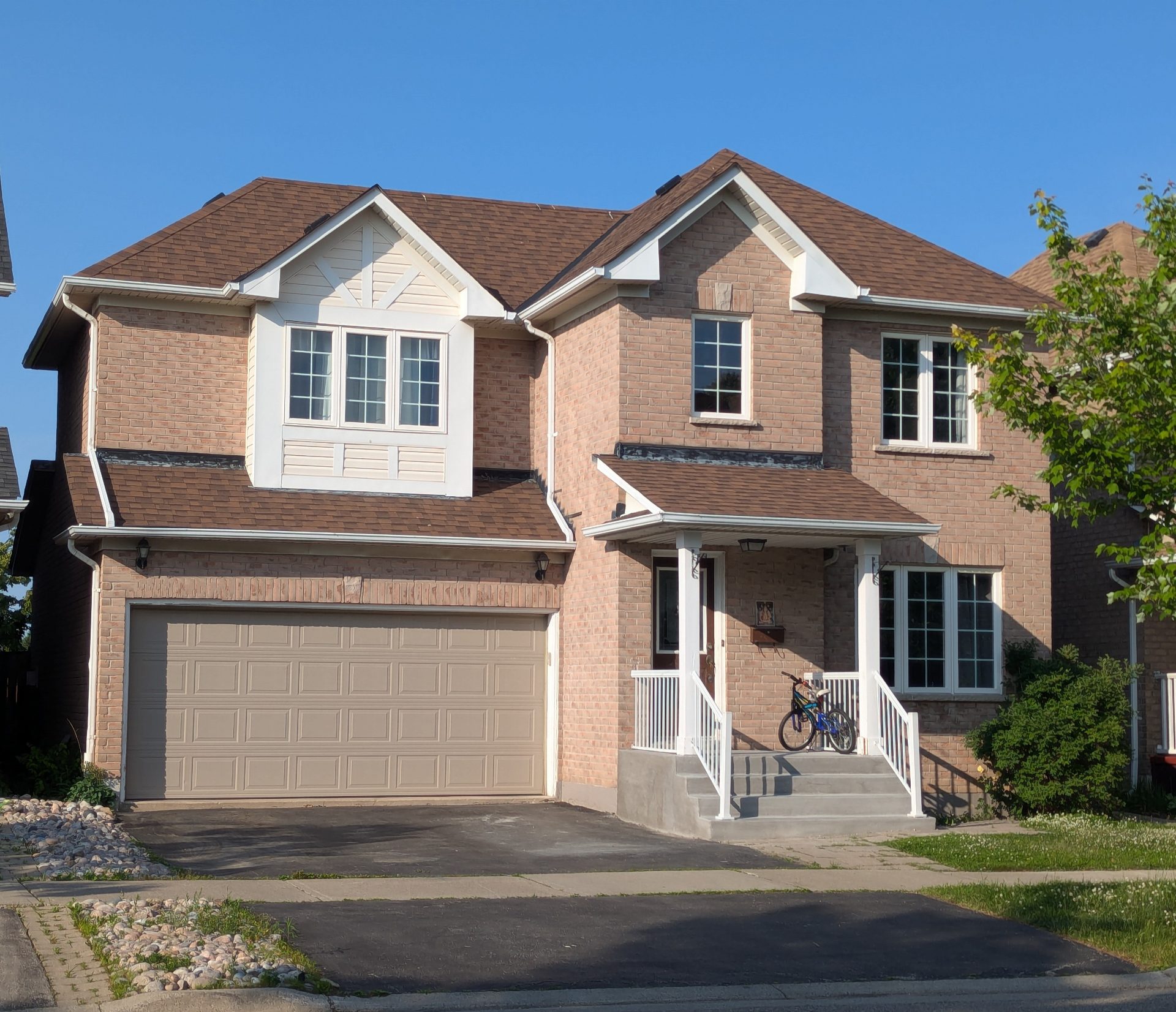 Beautiful 2BR + 1.5WR Legal Walk-Up Basement – Meadowvale Village, Mississauga